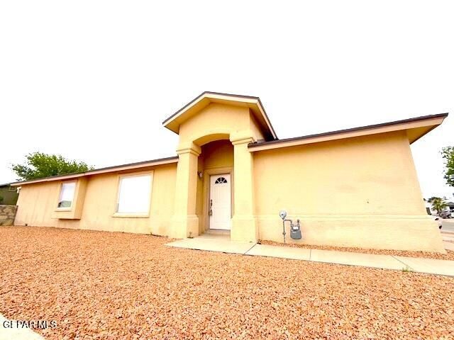 14044 Peter Noyes Drive, Horizon City, TX 79928