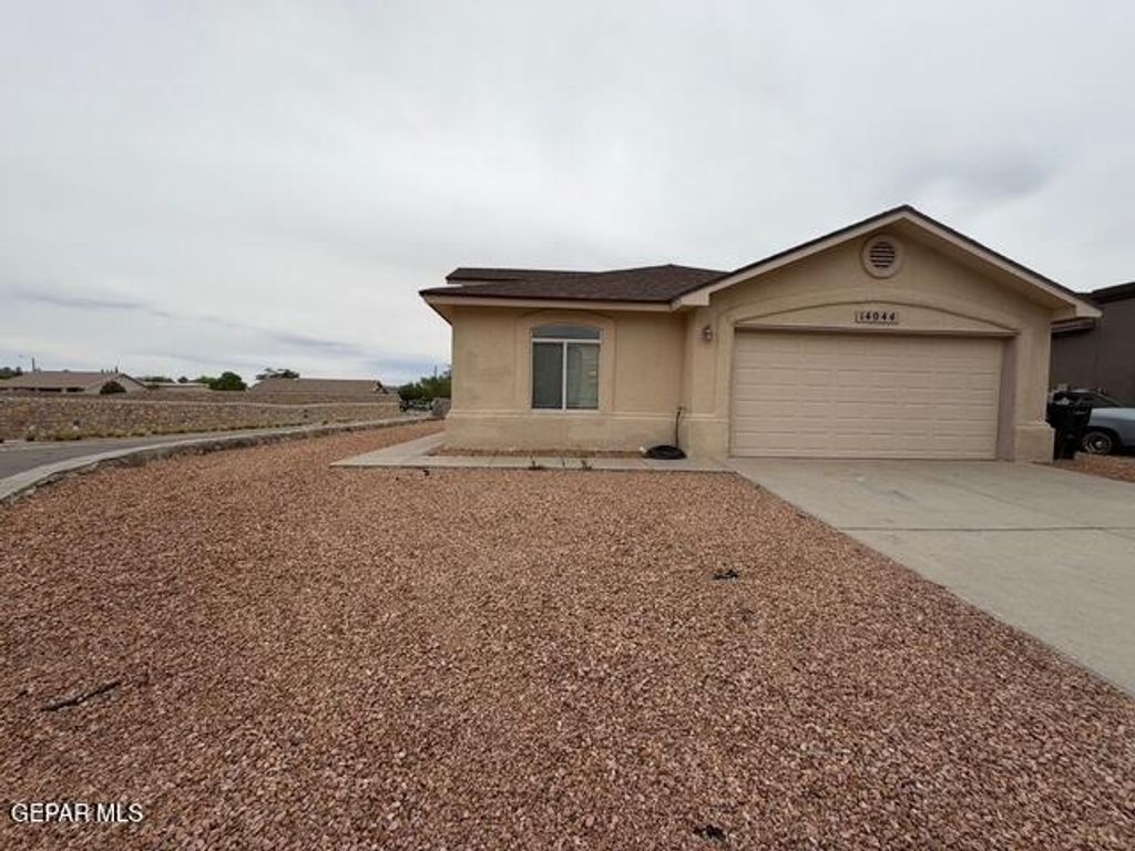 14044 Peter Noyes Drive, Horizon City, TX 79928