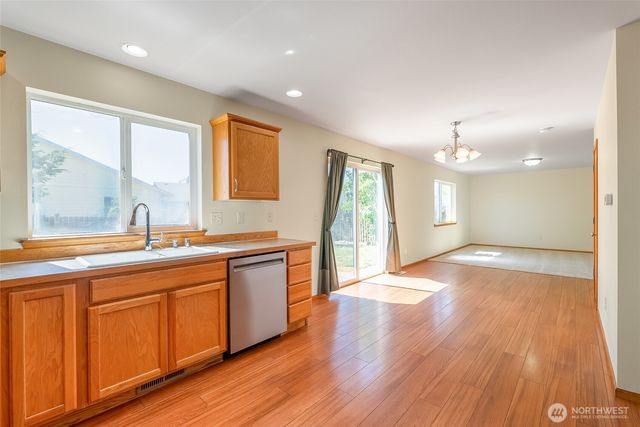4873 Lighthouse Drive, Blaine, WA 98230