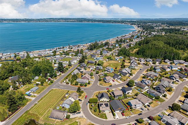 4873 Lighthouse Drive, Blaine, WA 98230