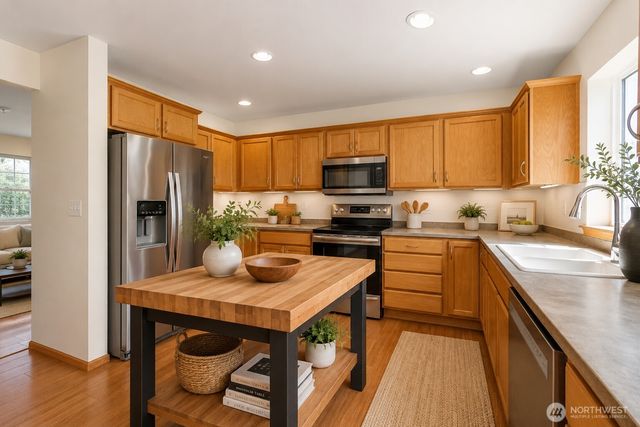 4873 Lighthouse Drive, Blaine, WA 98230