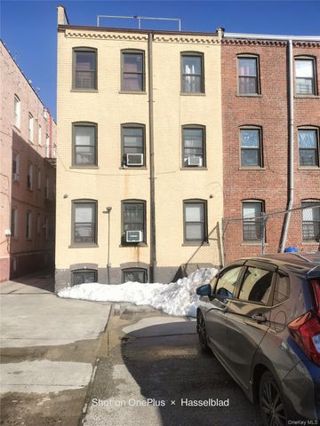 36 Euclid Avenue, Brooklyn, NY 11208