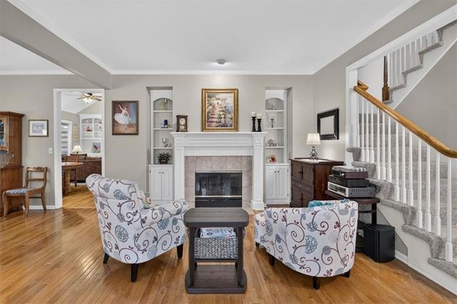 12424 Long Street, Overland Park, KS 66213