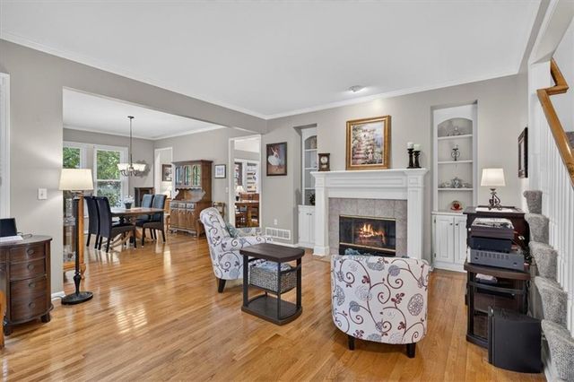 12424 Long Street, Overland Park, KS 66213