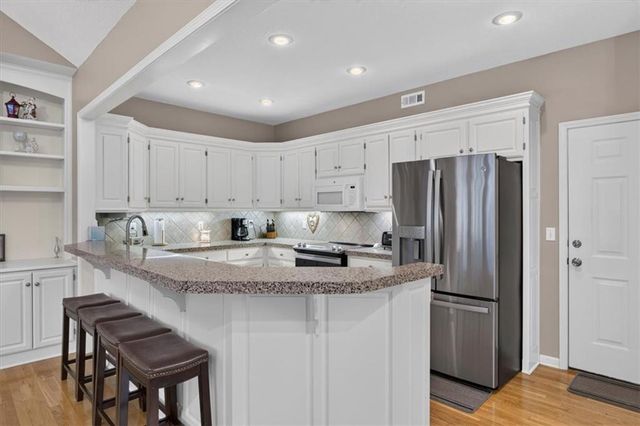 12424 Long Street, Overland Park, KS 66213