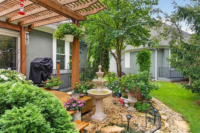 12424 Long Street, Overland Park, KS 66213