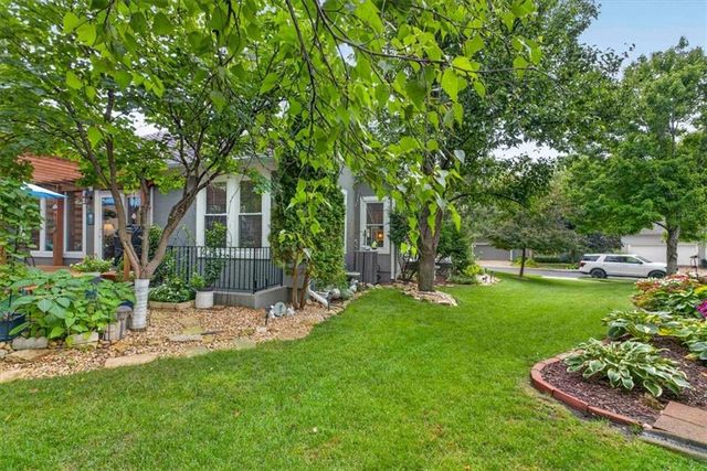 12424 Long Street, Overland Park, KS 66213