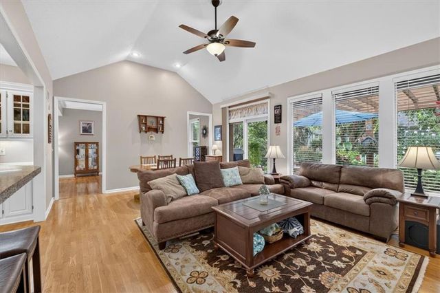 12424 Long Street, Overland Park, KS 66213