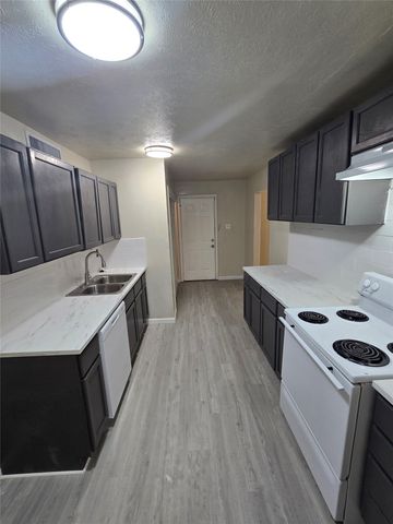 7130 Hedge Drive, Dallas, TX 75249