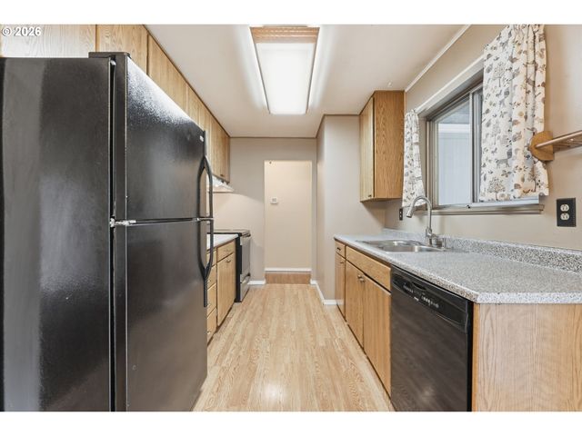 335 Sw 141ST Ave, Beaverton, OR 97006