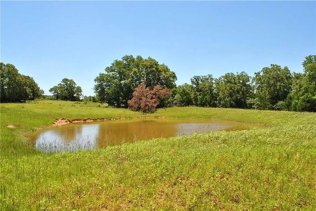 21741 E Interstate 10, Luling, TX 78648