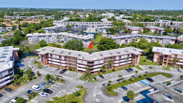 2951 NW 46th Avenue 407, Lauderdale Lakes, FL 33313