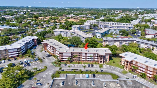 2951 NW 46th Avenue 407, Lauderdale Lakes, FL 33313
