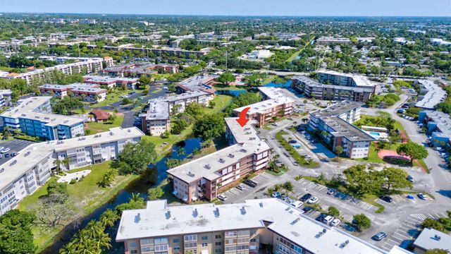 2951 NW 46th Avenue 407, Lauderdale Lakes, FL 33313