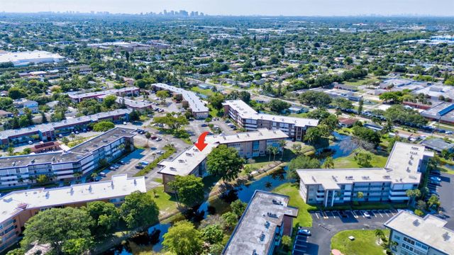 2951 NW 46th Avenue 407, Lauderdale Lakes, FL 33313