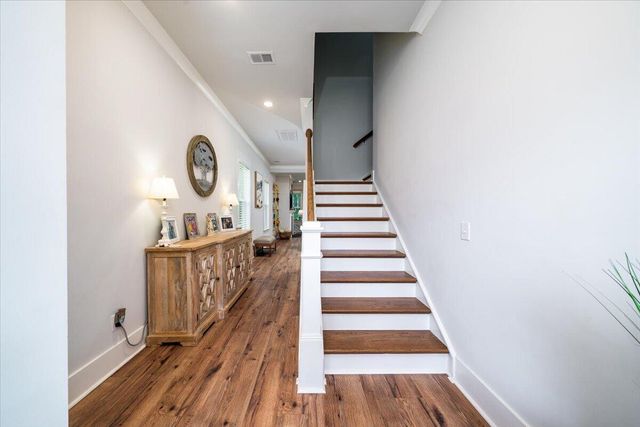 606 White Cap Court, Charleston, SC 29492
