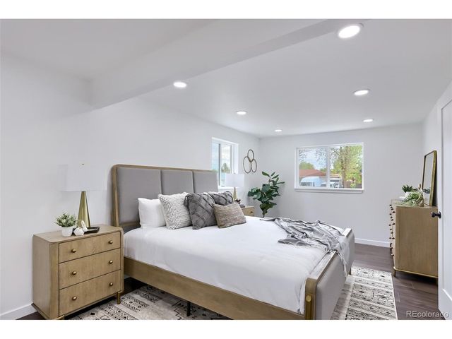 909 E 9th Ave, Broomfield, CO 80020