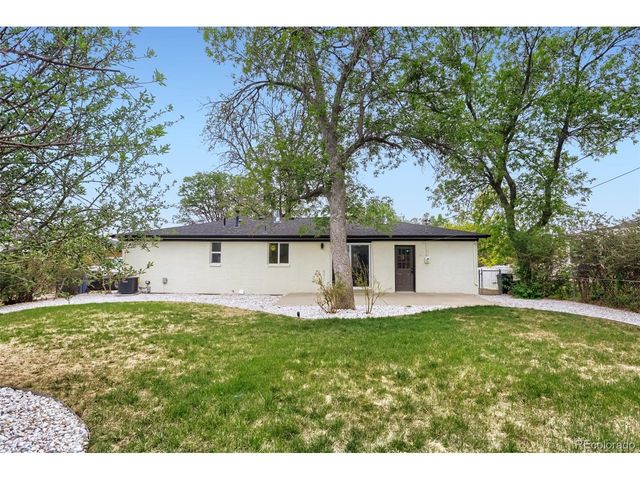 909 E 9th Ave, Broomfield, CO 80020
