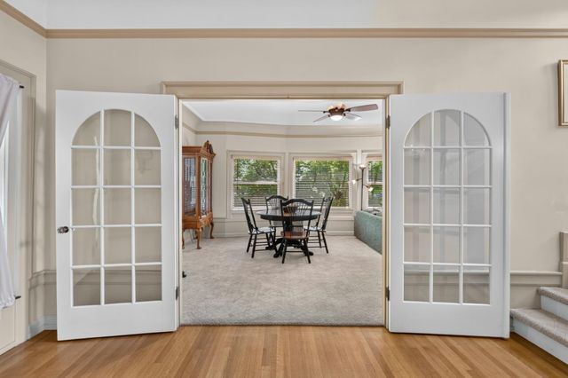 2531 H St, Sacramento, CA 95816