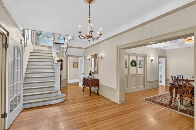 2531 H St, Sacramento, CA 95816