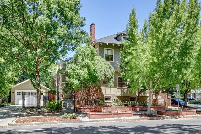2531 H St, Sacramento, CA 95816