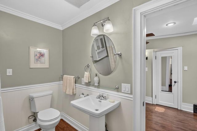 2531 H St, Sacramento, CA 95816
