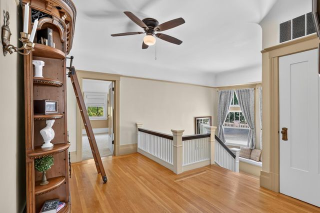 2531 H St, Sacramento, CA 95816