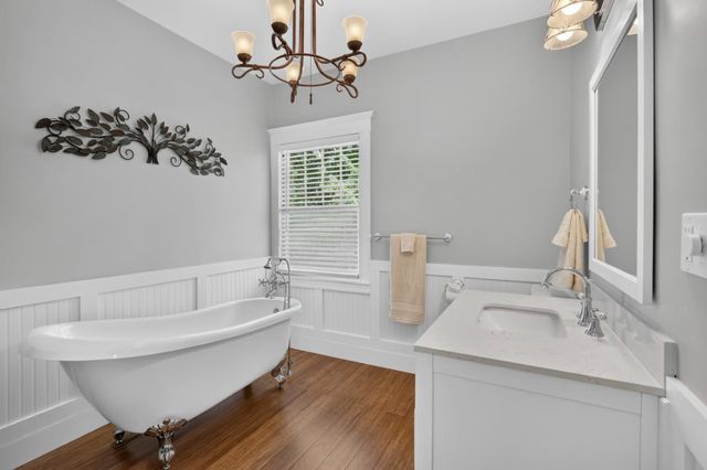 2531 H St, Sacramento, CA 95816