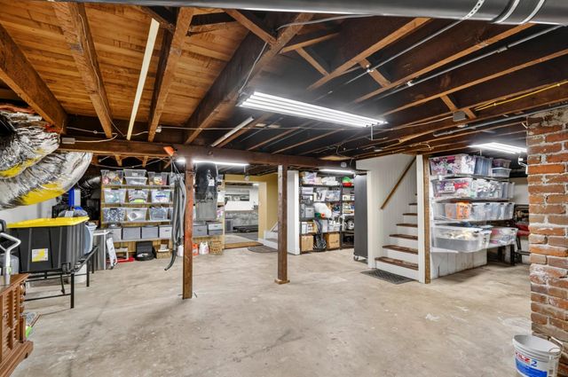 2531 H St, Sacramento, CA 95816