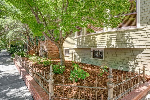 2531 H St, Sacramento, CA 95816