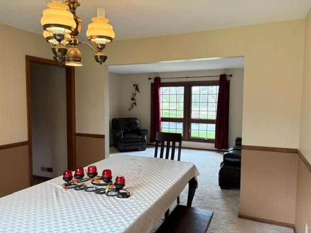 10444 Quaker Lane N, Maple Grove, MN 55369