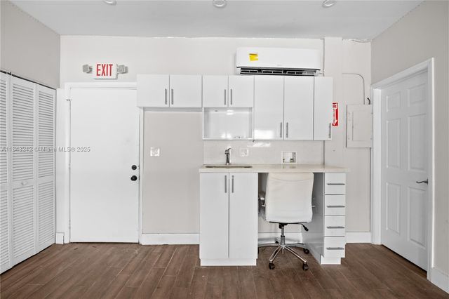 4151 W Hallandale Beach Blvd, West Park, FL 33023