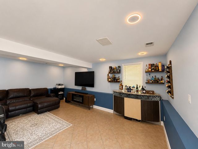 13325 POCOMOKE CT, Woodbridge, VA 22192