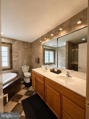 13325 POCOMOKE CT, Woodbridge, VA 22192