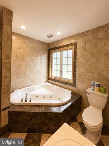 13325 POCOMOKE CT, Woodbridge, VA 22192
