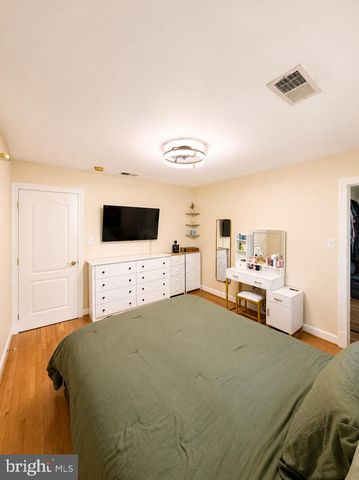 13325 POCOMOKE CT, Woodbridge, VA 22192