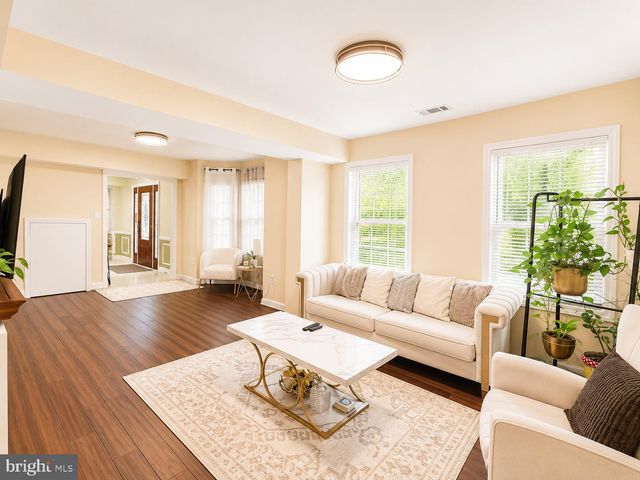 13325 POCOMOKE CT, Woodbridge, VA 22192