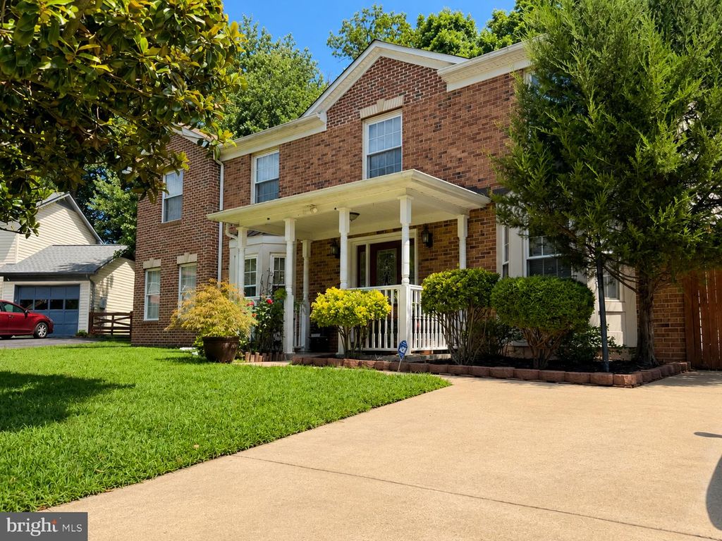 13325 POCOMOKE CT, Woodbridge, VA 22192