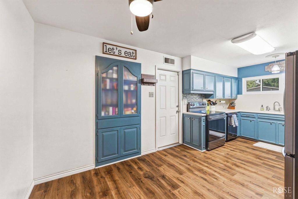 Image 9 of property listing at 2614 University Avenue, San Angelo, TX 76904