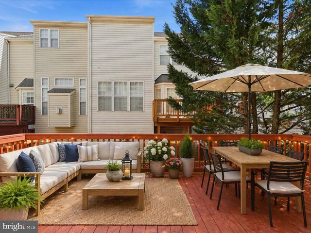 13573 CEDAR RUN LN, Herndon, VA 20171