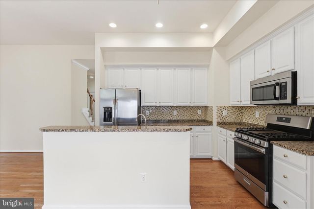 13573 CEDAR RUN LN, Herndon, VA 20171