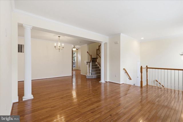 13573 CEDAR RUN LN, Herndon, VA 20171
