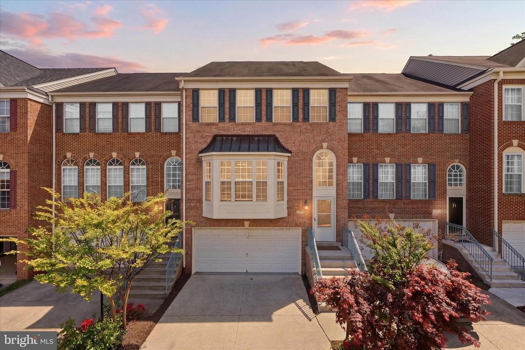 13573 CEDAR RUN LN, Herndon, VA 20171