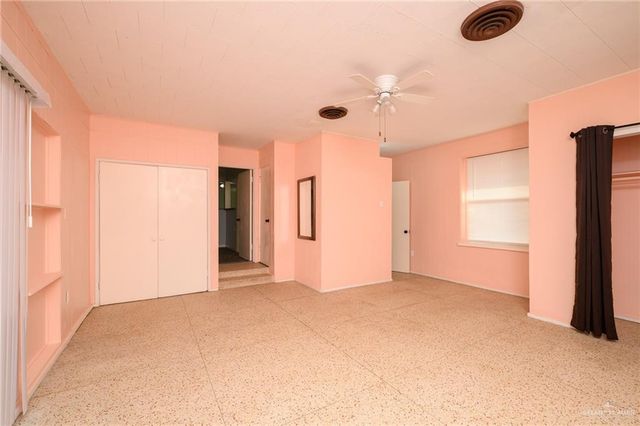 439 E Van Eaton Avenue, Raymondville, TX 78580