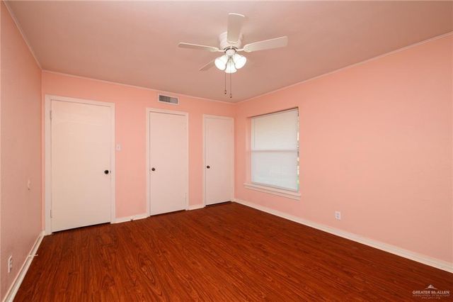 439 E Van Eaton Avenue, Raymondville, TX 78580