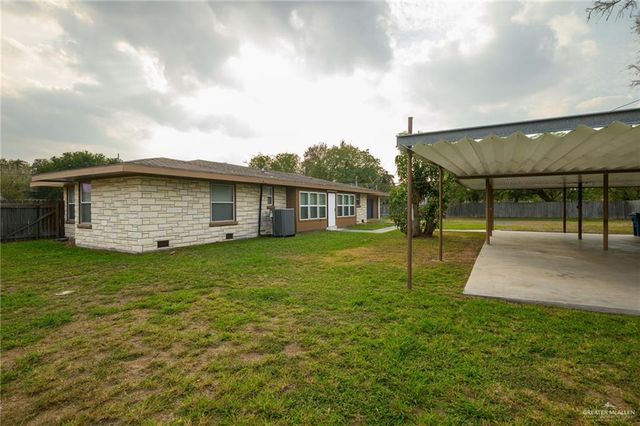 439 E Van Eaton Avenue, Raymondville, TX 78580