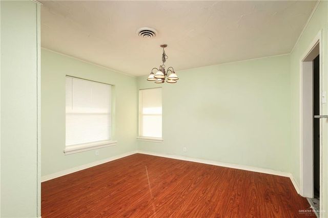 439 E Van Eaton Avenue, Raymondville, TX 78580