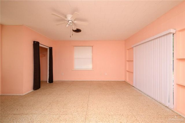 439 E Van Eaton Avenue, Raymondville, TX 78580