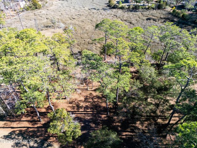 274 Genoes Point Road SW, Supply, NC 28462