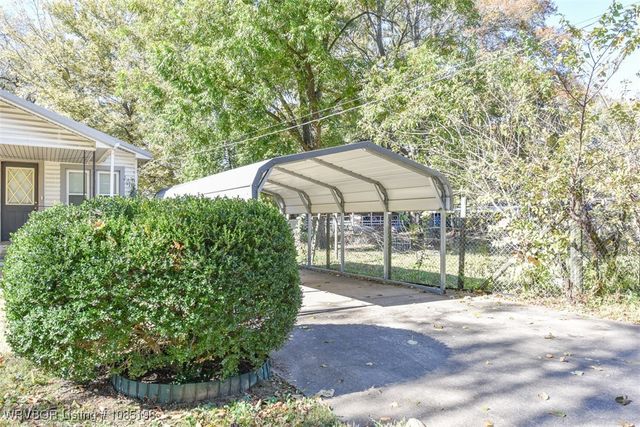 515 Ash Street, Sallisaw, OK 74955